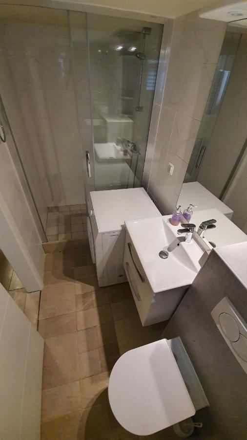 Vakantiehuis Gustirna *